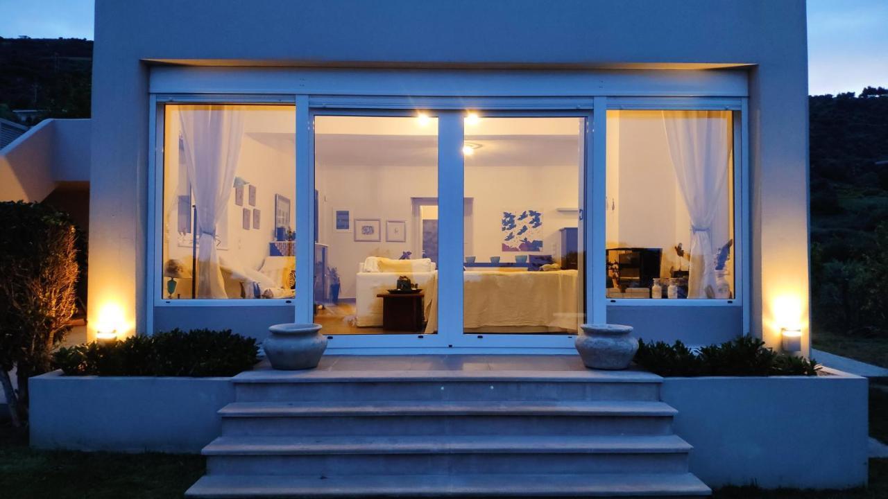 Villa With Aegean Views Akhladherí 외부 사진