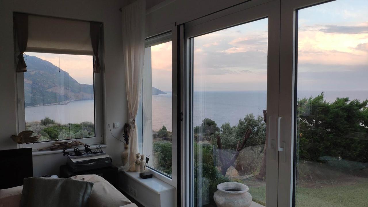 Villa With Aegean Views Akhladherí 외부 사진